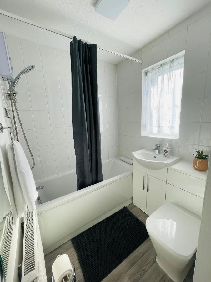 A Modern Cosy One Bedroom Home Away From Home Houghton-le-Spring Extérieur photo